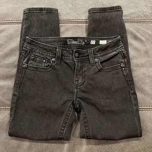 Miss Me Low-Rise Ankle Skinny 27x27